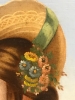\"Joven con Palomas Capuchinas en Óvalo\", escuela italiana del siglo XVIII