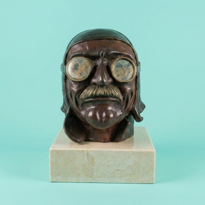 Gunter Kiefer, escultura en bronce, cabeza de aviador, 1995, edición 6/100