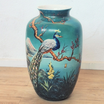 Florero de suelo con decoración de pavo real de Ulmer Keramik, 1950 - 1959