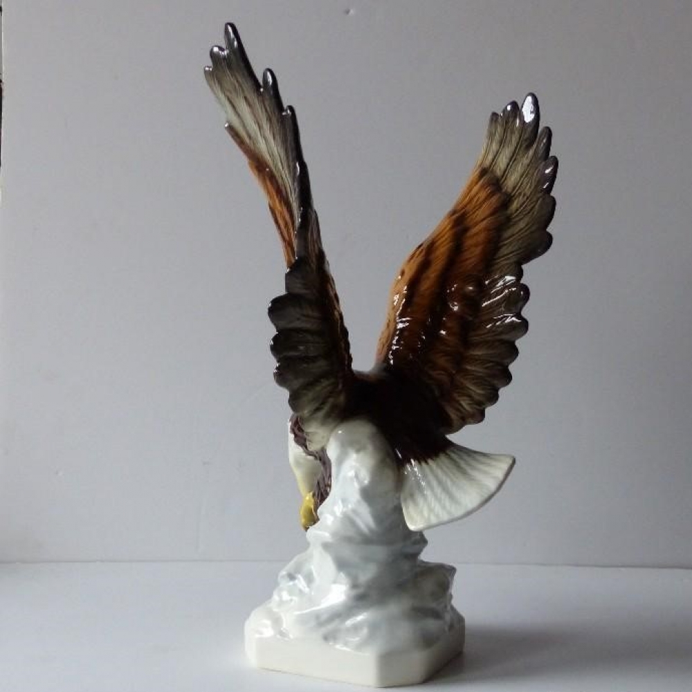 Figura de porcelana, aguila, Goebel, Alemania, 1970
