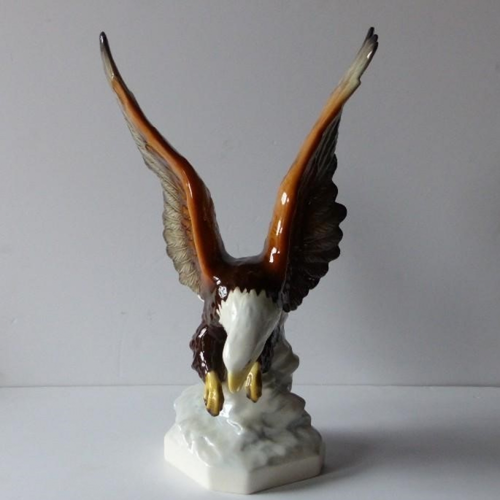 Figura de porcelana, aguila, Goebel, Alemania, 1970