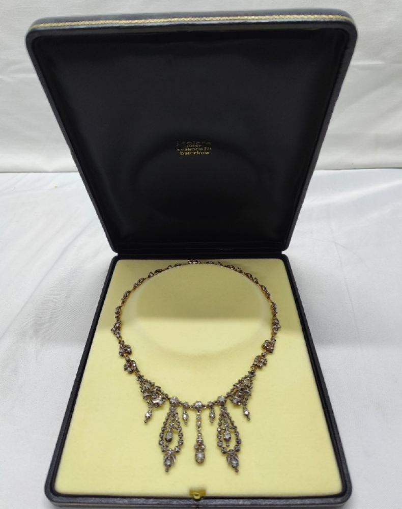 Collar de plata, oro de 18K y diamantes