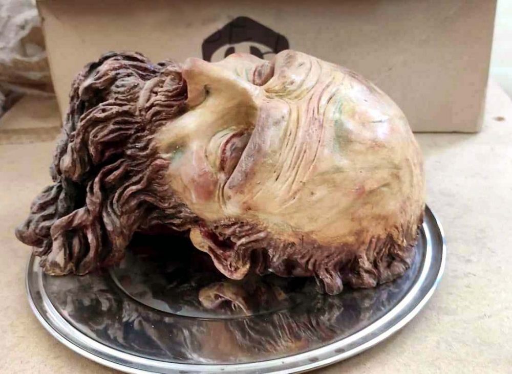 Francis Arrendo, escultura religiosa, San Juan Bautista, 2019