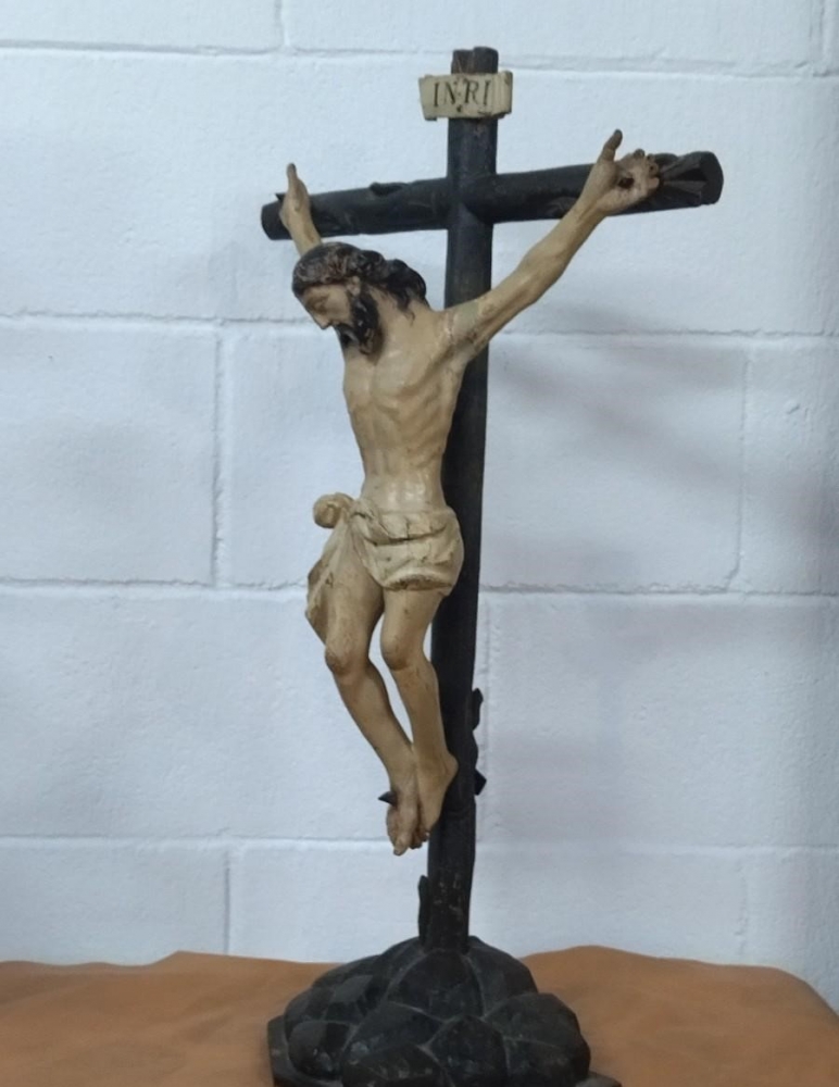 Talla de madera, Cristo crucificado, siglo XVIII