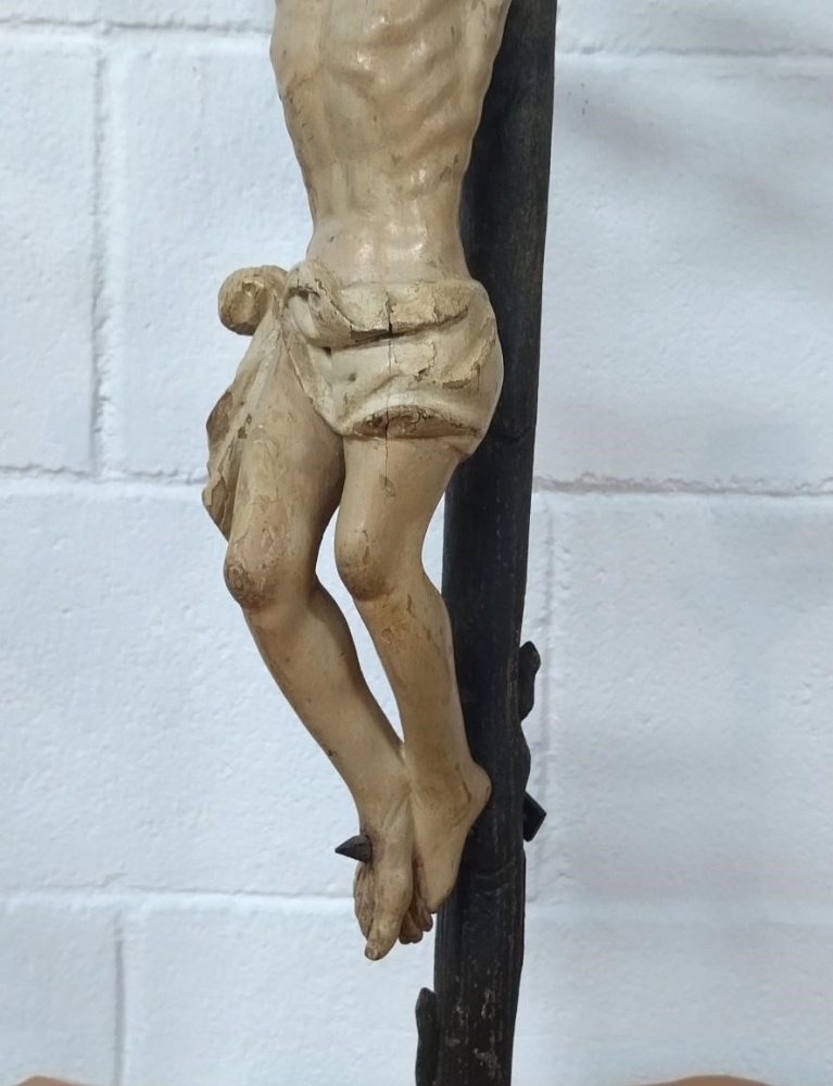 Talla de madera, Cristo crucificado, siglo XVIII