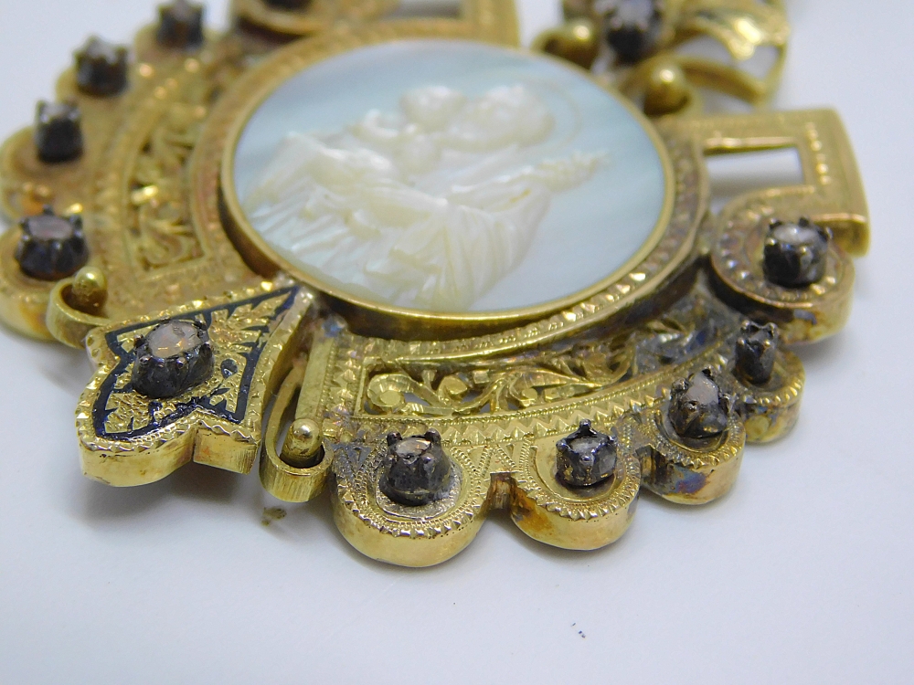 Colgante religioso, oro de 14k