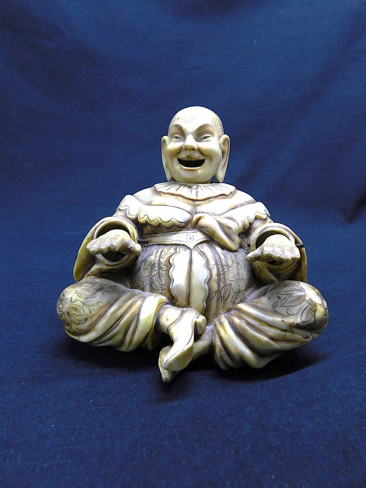 Escultura de Buda en porcelana, Ernst Bohne Söhne