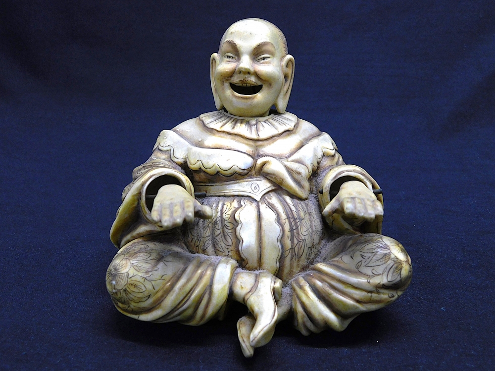 Escultura de Buda en porcelana, Ernst Bohne Söhne
