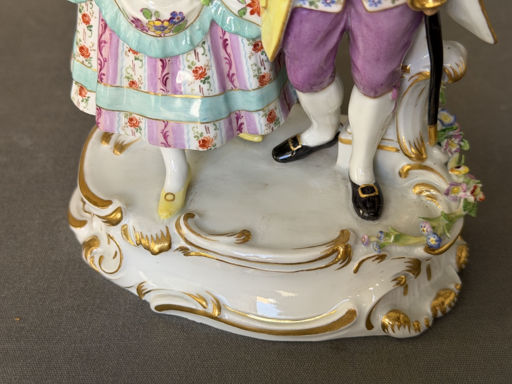 Meissen, pareja galante rococó, August Ringler, porcelana policromada, ca. 1890