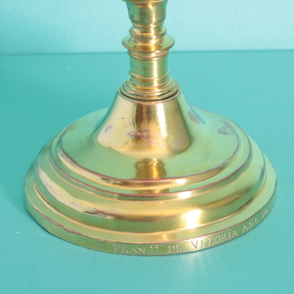 Cáliz litúrgico español antiguo de cobre dorado, fechado en 1831