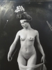 Joel-Peter Witkin, fotografía contemporánea, desnudo mujer con barco, 1998