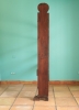 Antiguo platero de castaño de Navarra, mueble popular español del siglo XIX