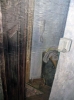 Ricardo González García, pintura realista, escena interior habitación con puerta, 2004