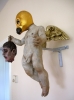 Escultura ángel contemporáneo con cabeza decapitada San Juan Bautista Óscar Salmerón