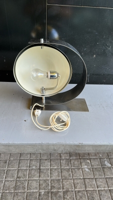 Lámpara de mesa, Carpyen, modelo Eclipse, diseño de Carlos M. Serra, del año 1972