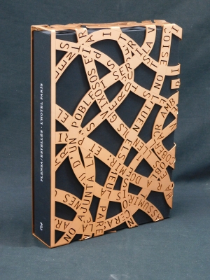 Plensa / Estellés, Hotel París, libro escultura