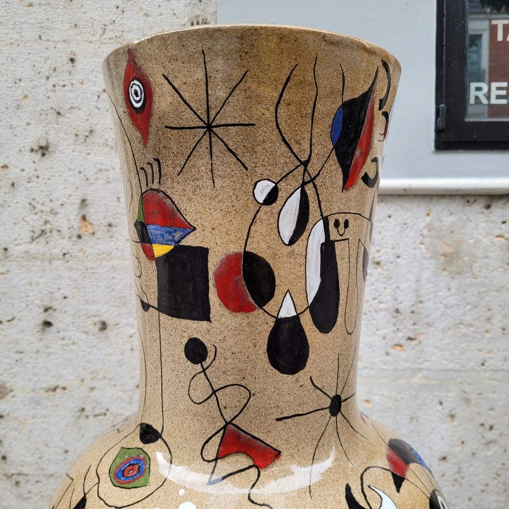 Jarrón “Miró”, cerámica vidriada, firmado Renata, España, 1993
