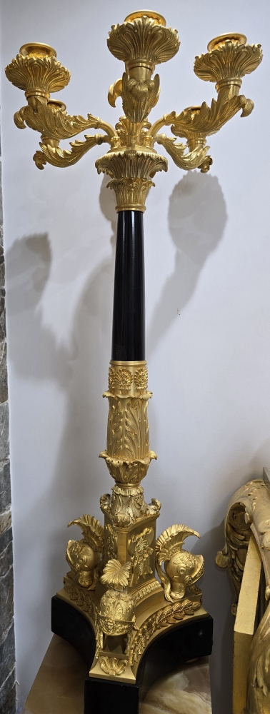 Pareja de candelabros, Francia, época Imperio, c. 1810