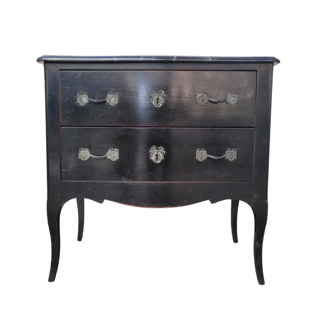 Cómoda negra estilo Luis XV, madera ebonizada y mármol, Francia, siglo XX