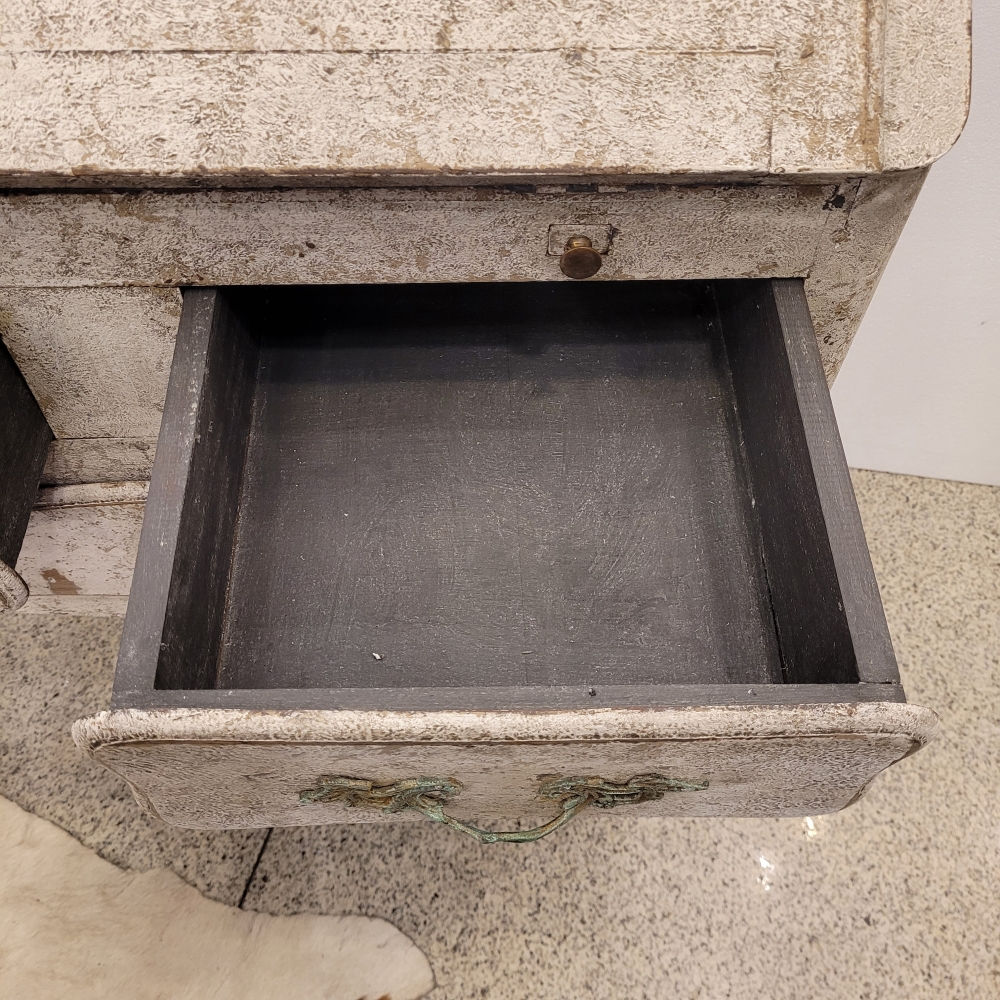 Bureau / cómoda provenzal, estilo Luis XV, Francia, siglo XIX