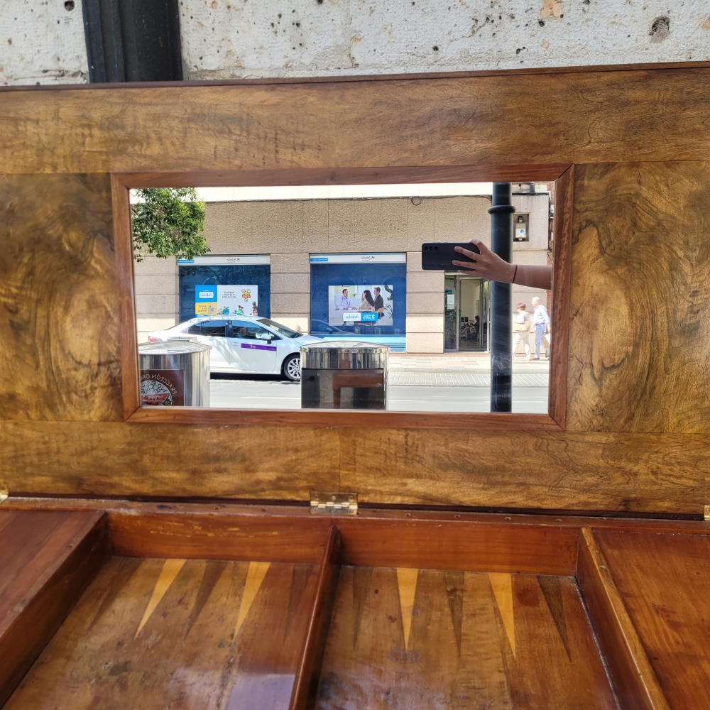Bureau / Mesa de juego Tric Trac, madera preciosa, Luis XVI, Francia, circa 1800