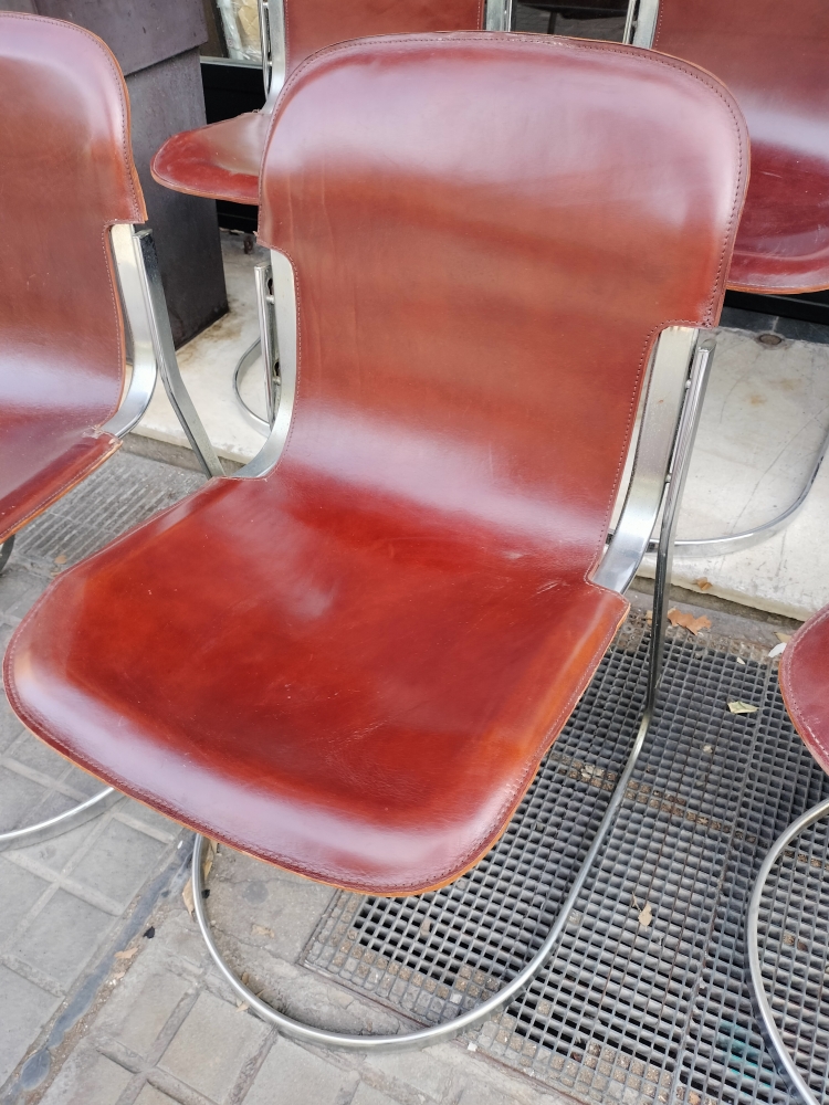 Conjunto de seis sillas voladizas de comedor, diseño de Willy Rizzo para Cidue, acero cromado y cuero, Italia, circa 1970