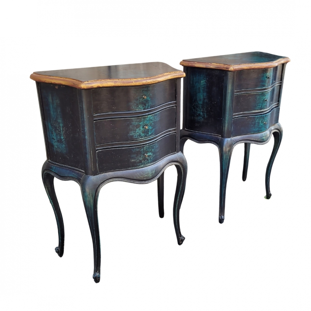 Pareja de cómodas galveadas, madera ebonizada, Francia, siglo XX