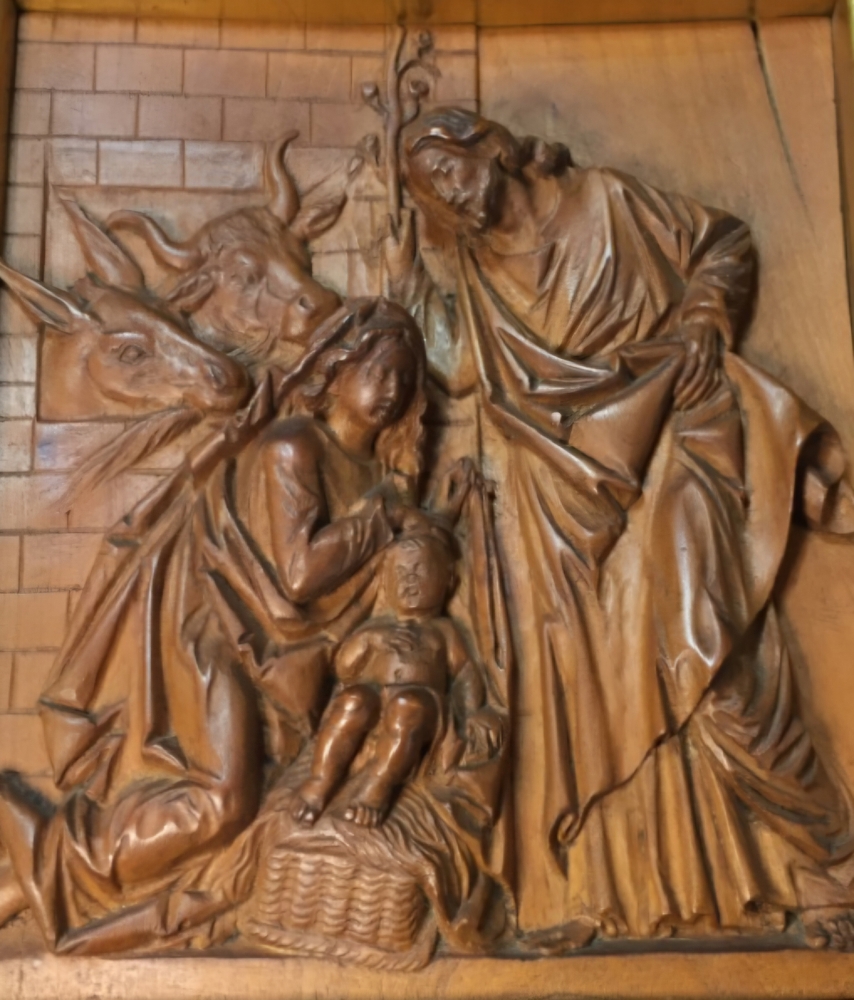 Escultura Sagrada familia en madera tallada de Masriera y Carreras