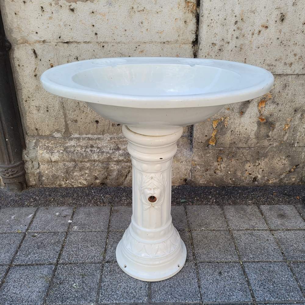 Lavabo Art Nouveau, porcelana, Francia, años 30