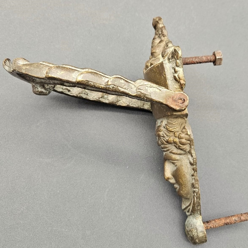 Aldaba de bronce, estilo Imperio, 1800 - 1830