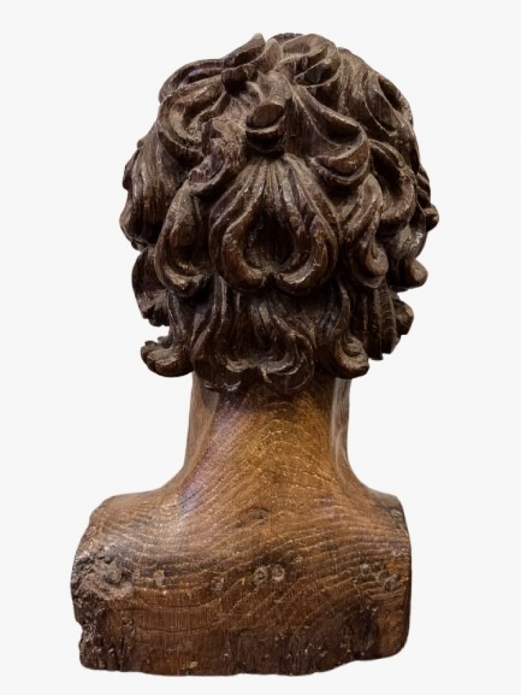 Pareja de cabezas de apóstoles en madera de roble tallada, escuela europea, probablemente siglo XVII-XVIII