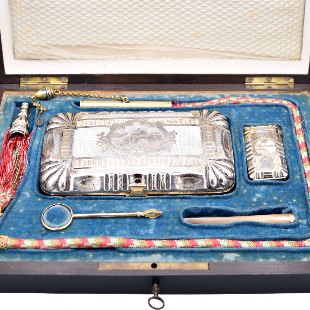 Estuche victoriano de plata para tabaco, finales del siglo XIX