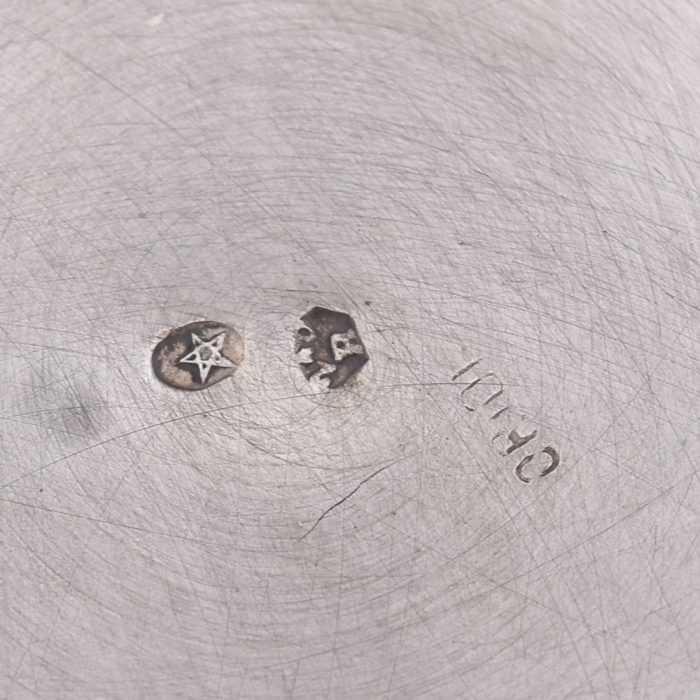 Aceitera y vinagrera de plata firmada y cristal tallado