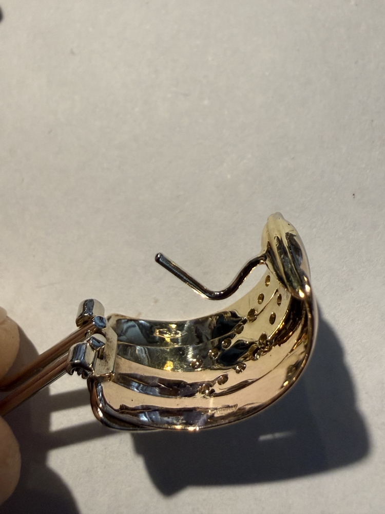 Conjunto de joyeria en oro 18 quilates con diamantes 