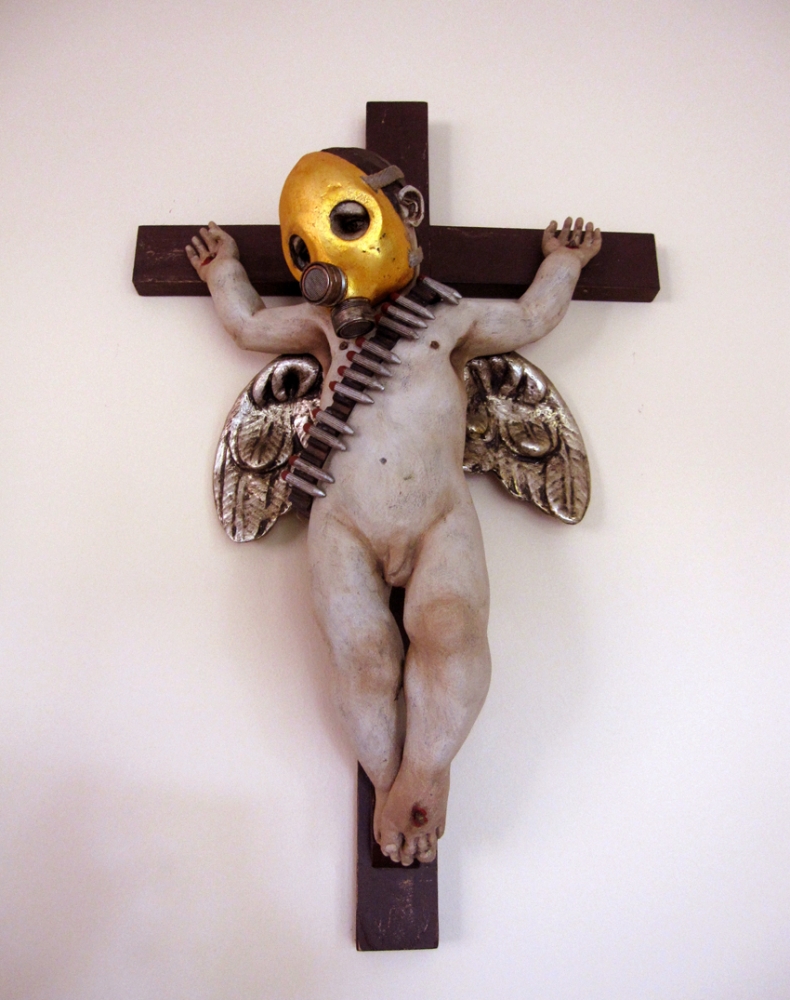 Óscar Salmerón, escultura contemporánea, ángel crucificado, 2009