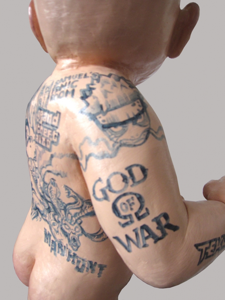 Javier Aguilera, escultura figurativa contemporánea, manga, niño video juegos, 2006
