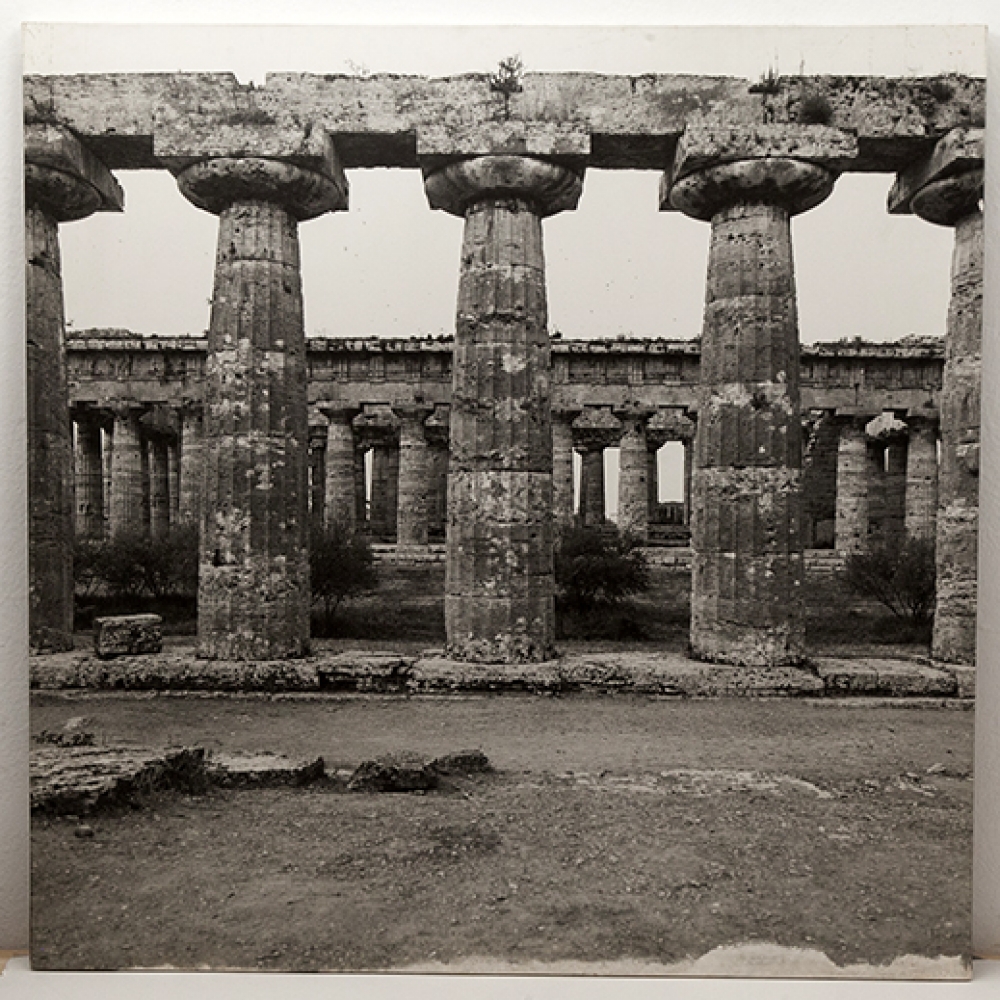 Ferran Freixa, Templo de Hera en Paestum, 1985, gelatina de plata