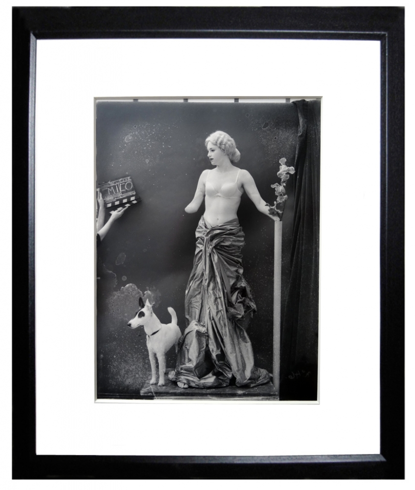 Joel-Peter Witkin, fotografía contemporánea, mujer con perro, 2003