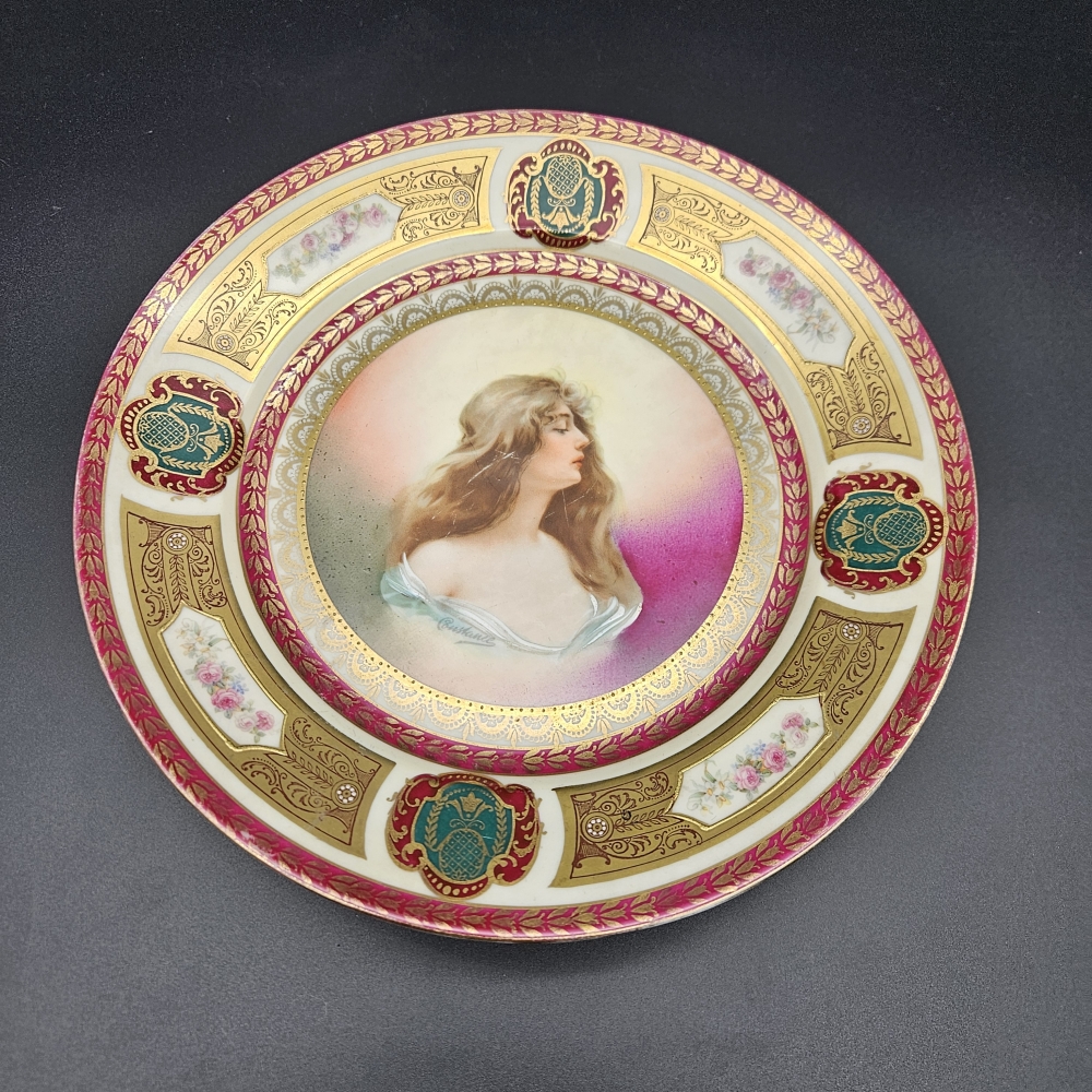 Plato art nouveau de porcelana pintado a mano de Schwarzburg, 1910 - 1920