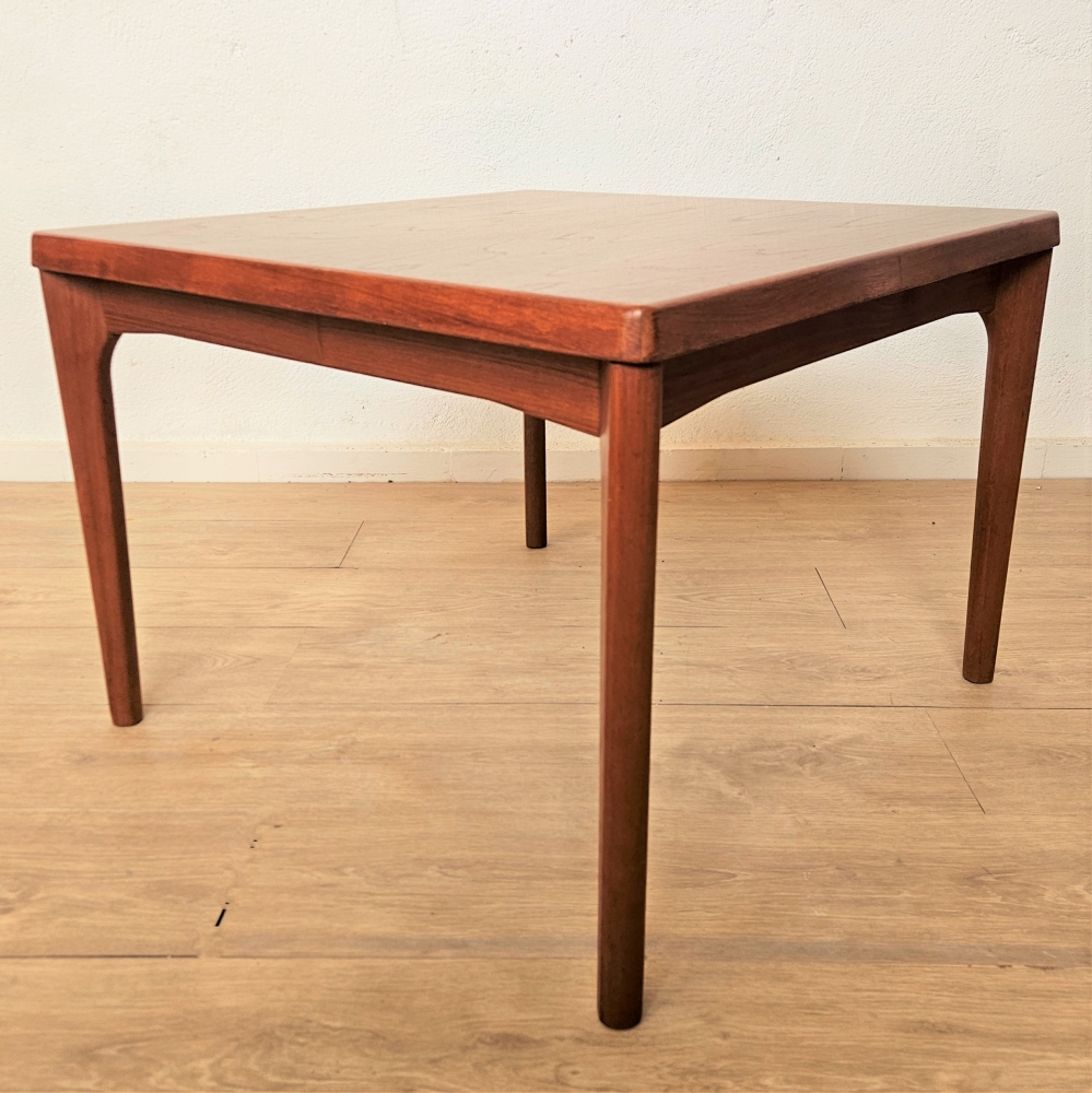 Mesa mid century de teca de Henry Kjærnulf para Vejle Stolfabrik, Dinamarca, 1960 - 1965