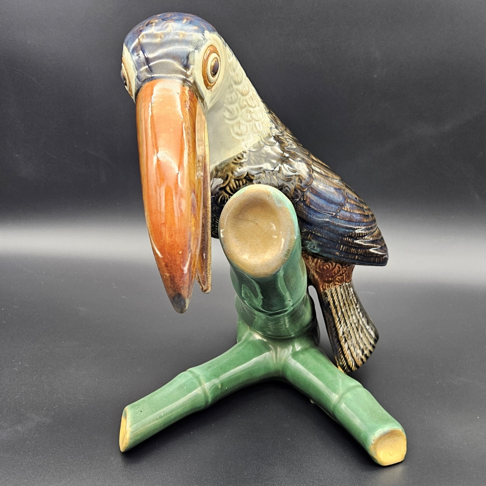 Figura de cerámica ”Tucán”, art déco, 1930 - 1935
