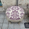 Pareja de banquetas / otomanas, madera tallada y policromada, barroco, Suecia, siglo XVIII