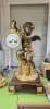 Reloj de sobremesa en bronce dorado y patinado, base de mármol, París, segunda mitad del siglo XIX