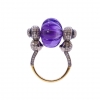 Sortija / Anillo con gran amatista gallonada, diamantes, oro 14k y esmalte, años 50