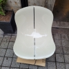 Sillón Goldfinger, after Michel Cadestin, estilo Space Age, fibra de vidrio y acero cromado, Francia, años 90