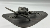 Escultura de rana en tres partes, bronce de Chiqui Diaz, firmado y numerado
