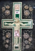 Relicario con cruz de plata y esmalte con firma y contrastes de Masriera y Carreras 
