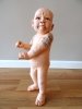 Javier Aguilera, escultura figurativa contemporánea, manga, niño video juegos, 2006