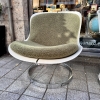 Sillón Goldfinger, after Michel Cadestin, estilo Space Age, fibra de vidrio y acero cromado, Francia, años 90