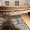 Mesa de comedor, siguiendo Rafael García Nicolau, madera de roble tallada, Mid-century, España, años 70